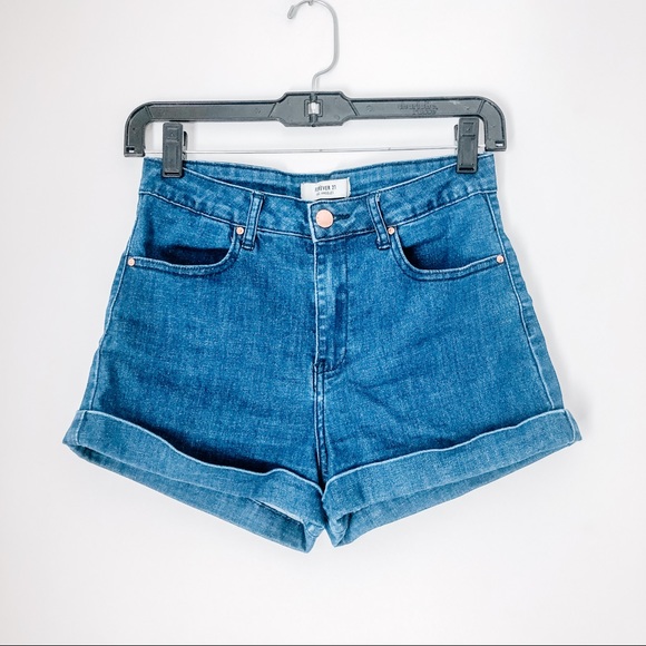 Forever 21 Pants - ☀️Shorties High Waist Shorts - Forever 21